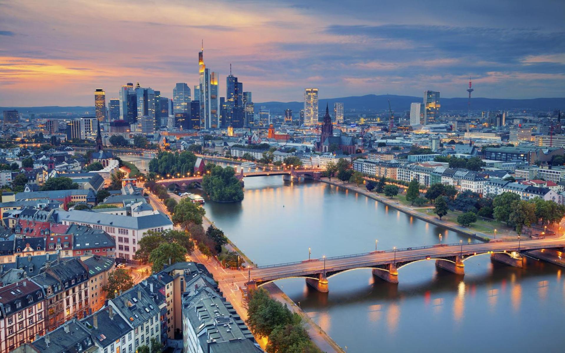 Hotel Rossija Frankfurt nad Mohanem Exteriér fotografie